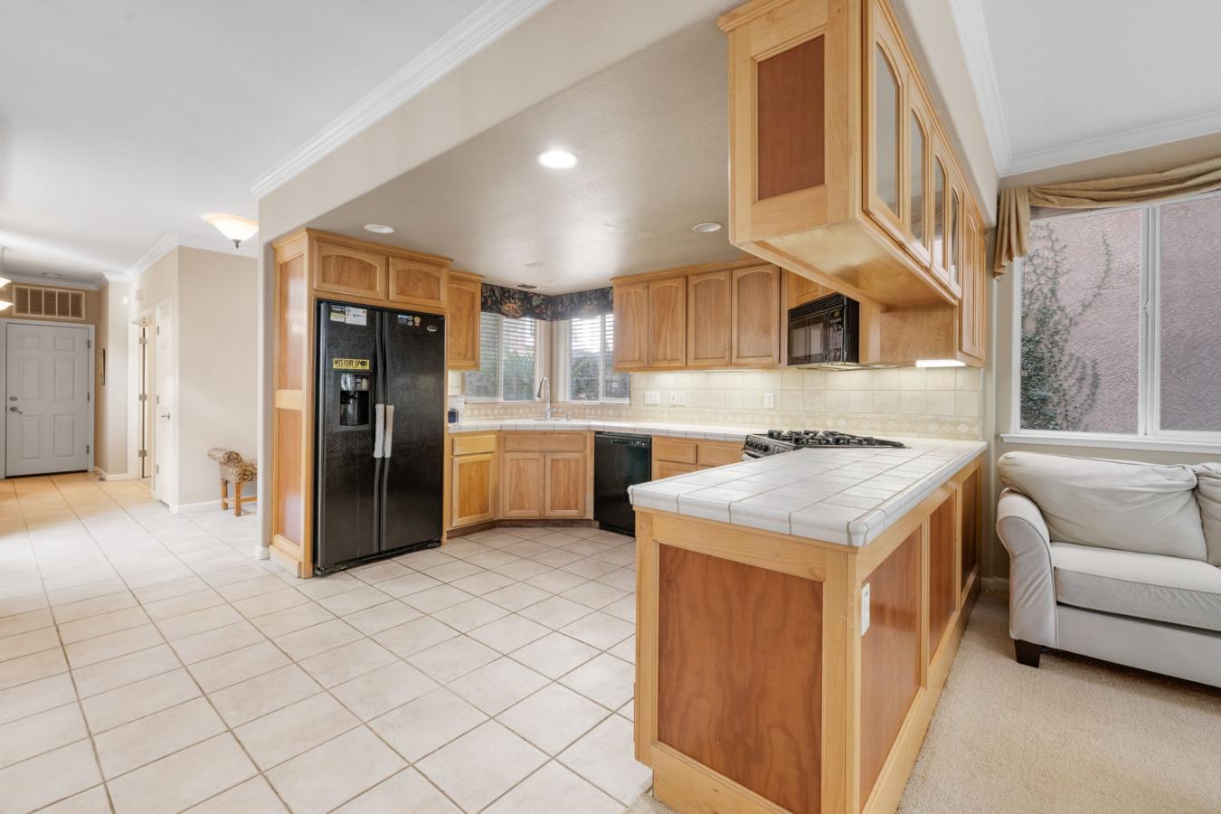 Sacramento, Sacramento, 95864, United States, 4 Bedrooms Bedrooms, ,3 BathroomsBathrooms,Residential,For Sale,1953559