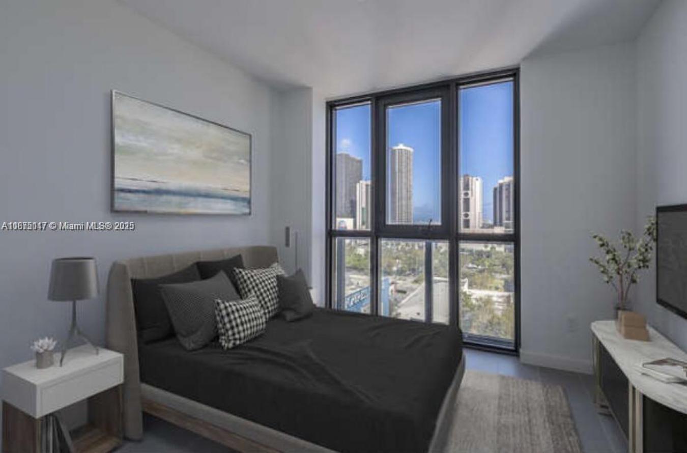 Enchanting 2/2 Corner with breathtaking views of Miami Urban skyline & – image 3