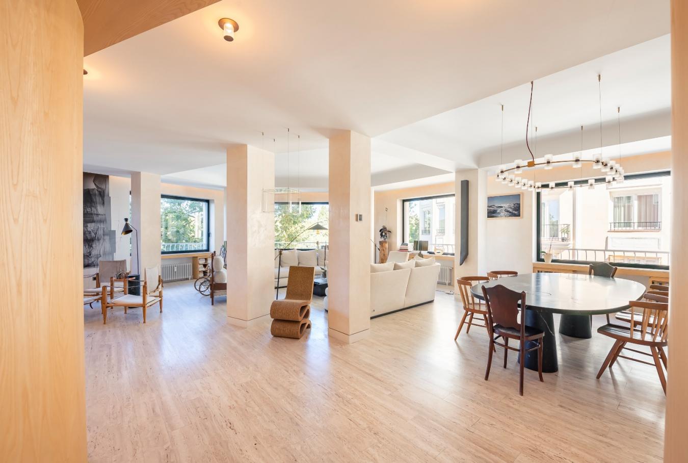 Madrid, Madrid, 28007, Spain, 3 Bedrooms Bedrooms, ,3 BathroomsBathrooms,Residential,For Sale,1953557