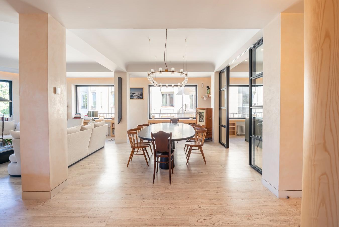 Madrid, Madrid, 28007, Spain, 3 Bedrooms Bedrooms, ,3 BathroomsBathrooms,Residential,For Sale,1953557