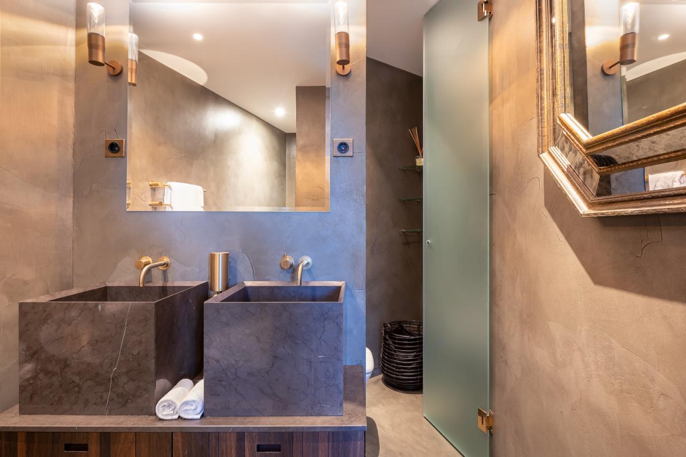 Madrid, Madrid, 28007, Spain, 3 Bedrooms Bedrooms, ,3 BathroomsBathrooms,Residential,For Sale,1953557