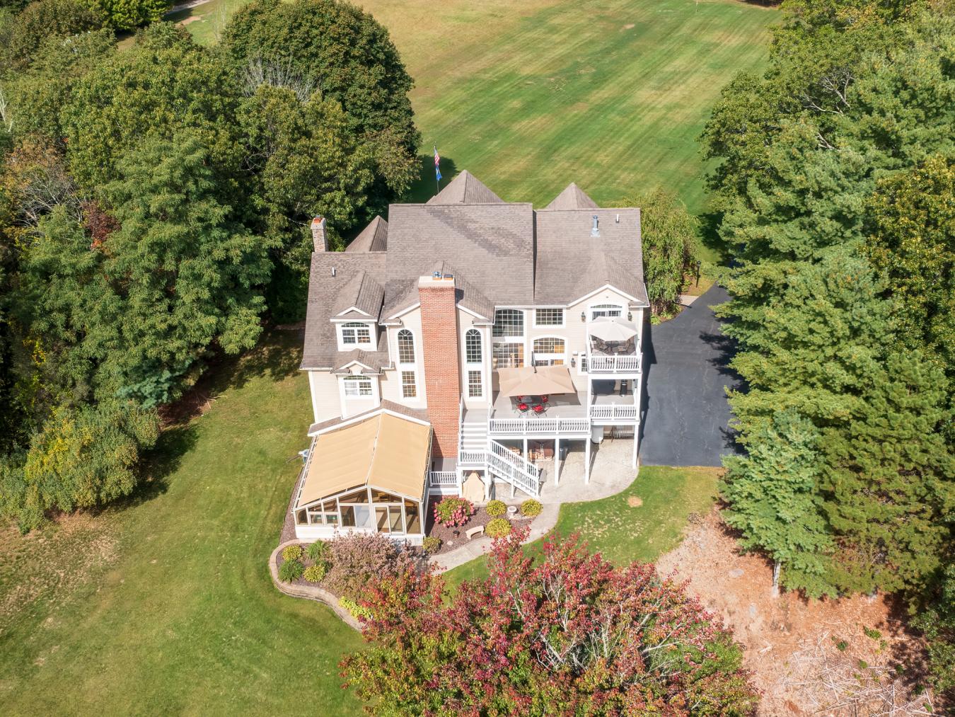 Cumberland, Providence, 02864, United States, 4 Bedrooms Bedrooms, ,4 BathroomsBathrooms,Residential,For Sale,1953555