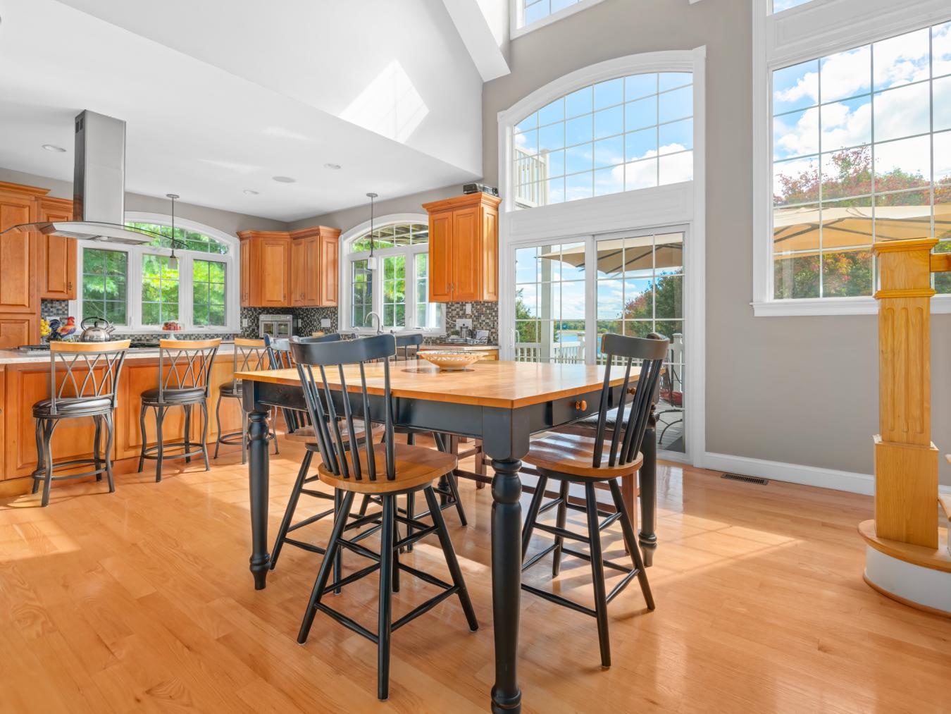 Cumberland, Providence, 02864, United States, 4 Bedrooms Bedrooms, ,4 BathroomsBathrooms,Residential,For Sale,1953555