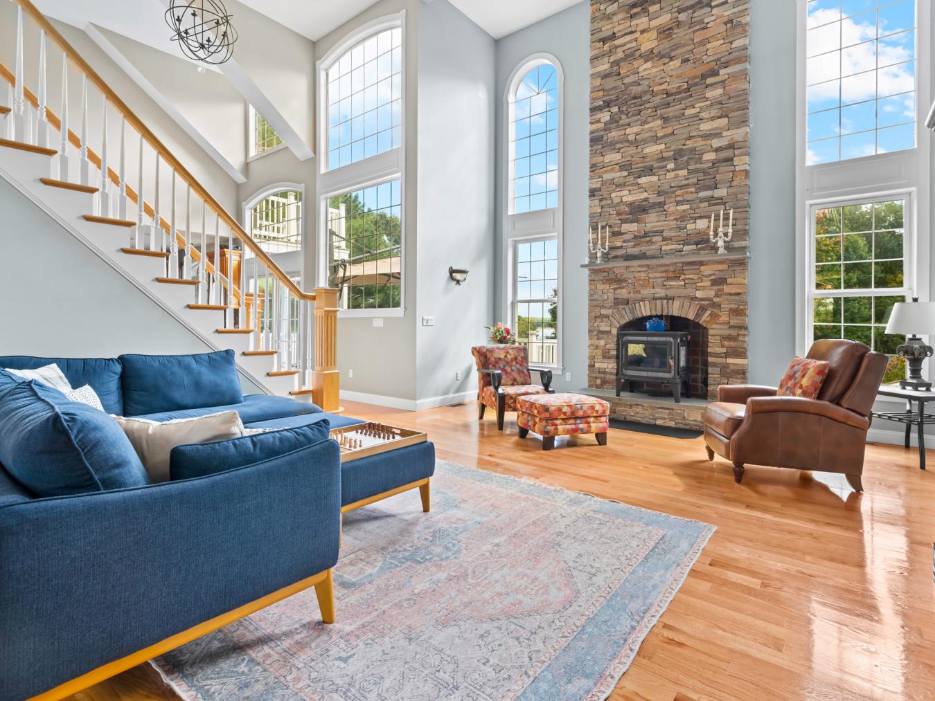 Cumberland, Providence, 02864, United States, 4 Bedrooms Bedrooms, ,4 BathroomsBathrooms,Residential,For Sale,1953555