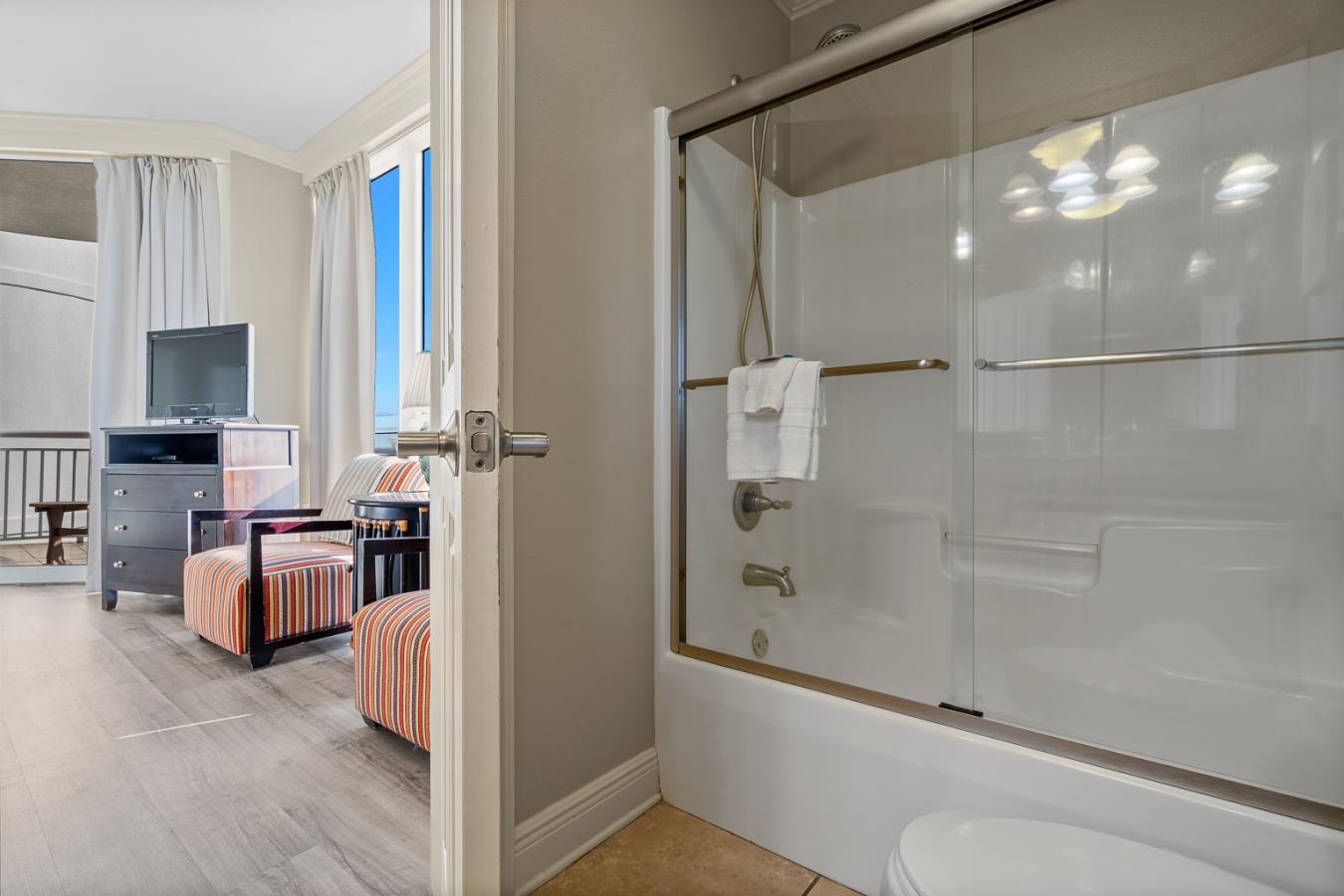 Gulf Shores, Baldwin, 36542, United States, 4 Bedrooms Bedrooms, ,4 BathroomsBathrooms,Residential,For Sale,1953553