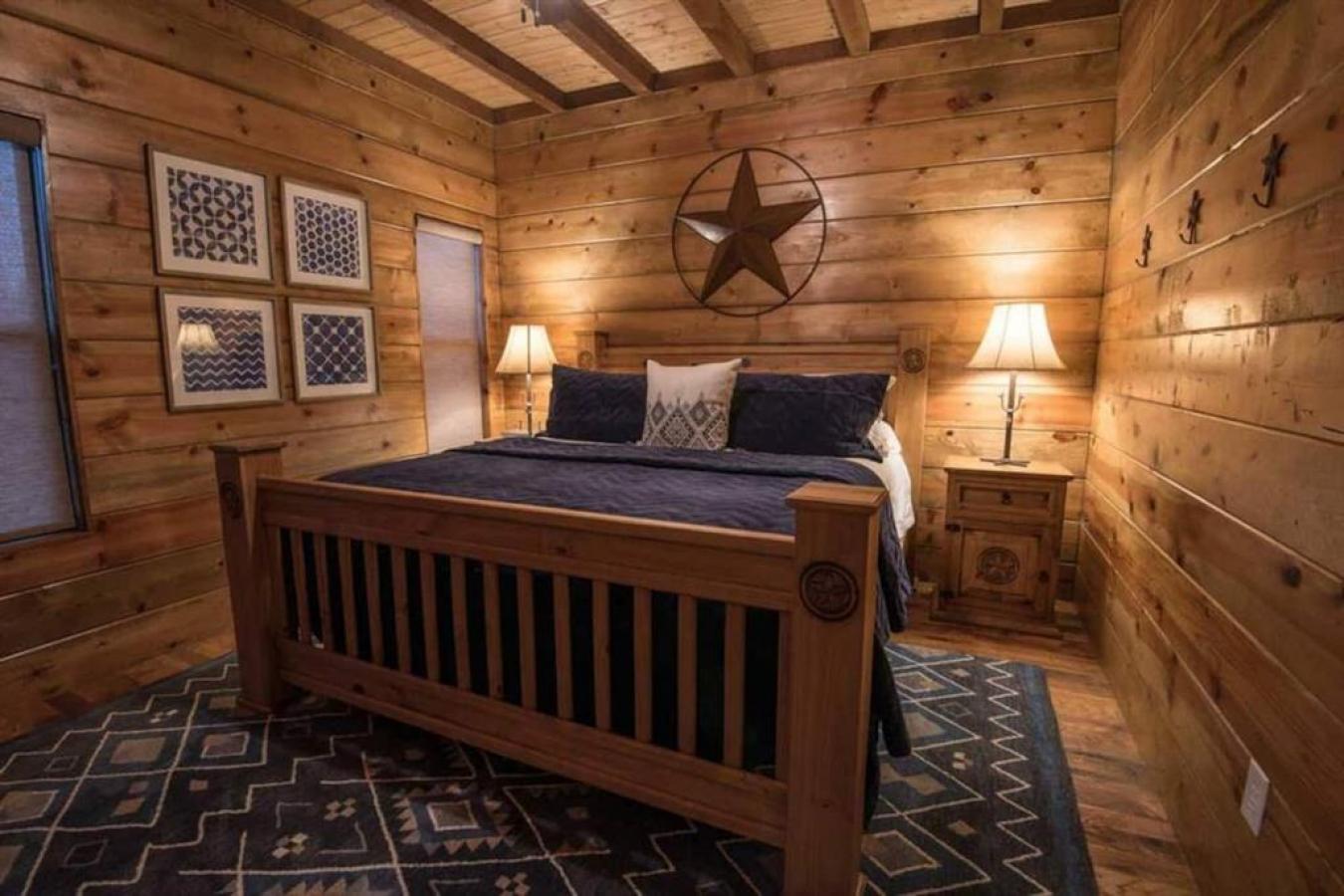 Broken Bow, McCurtain, 74728, United States, 6 Bedrooms Bedrooms, ,4 BathroomsBathrooms,Residential,For Sale,1953546