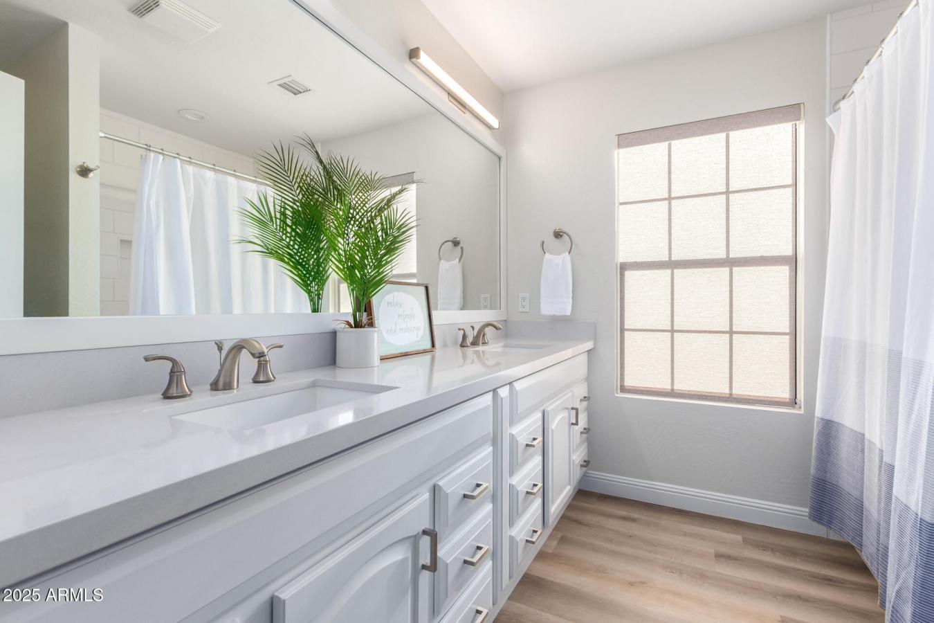 Scottsdale, Maricopa, 85254, United States, 5 Bedrooms Bedrooms, ,3 BathroomsBathrooms,Residential,For Sale,1953545