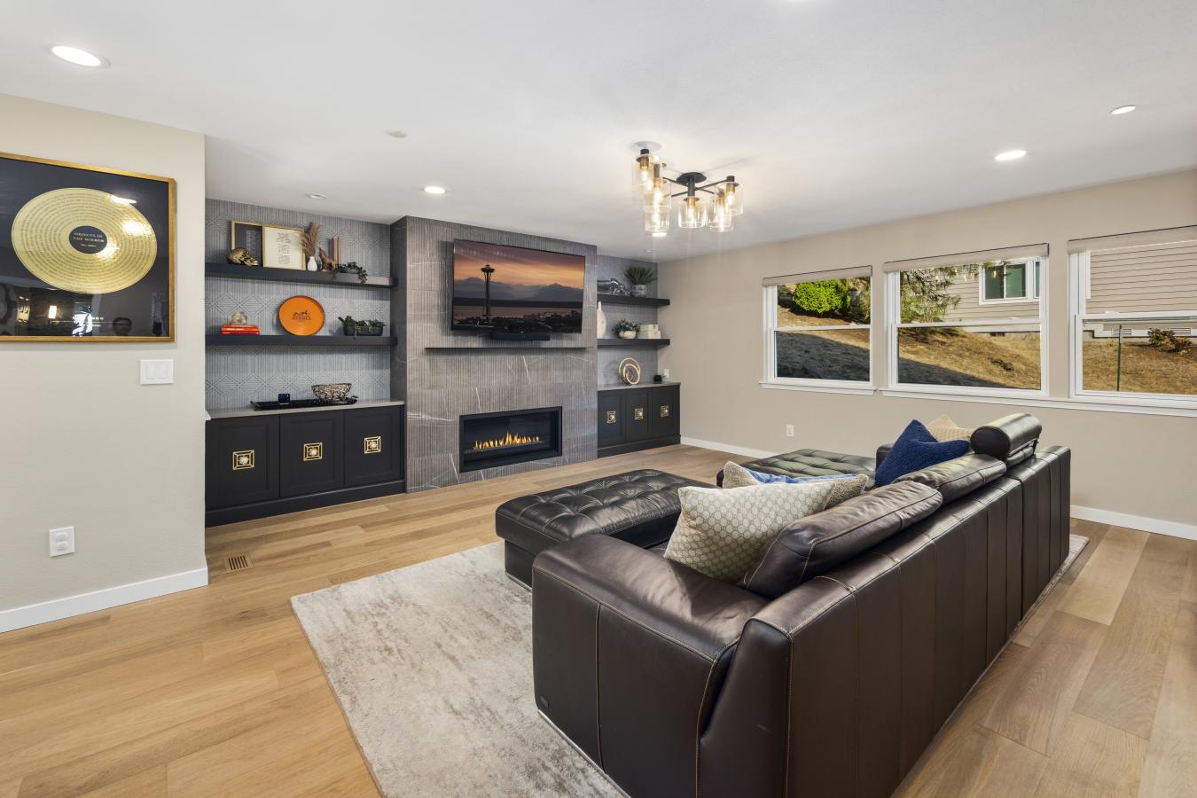 Kirkland, King County, 98034, United States, 4 Bedrooms Bedrooms, ,2 BathroomsBathrooms,Residential,For Sale,1953543