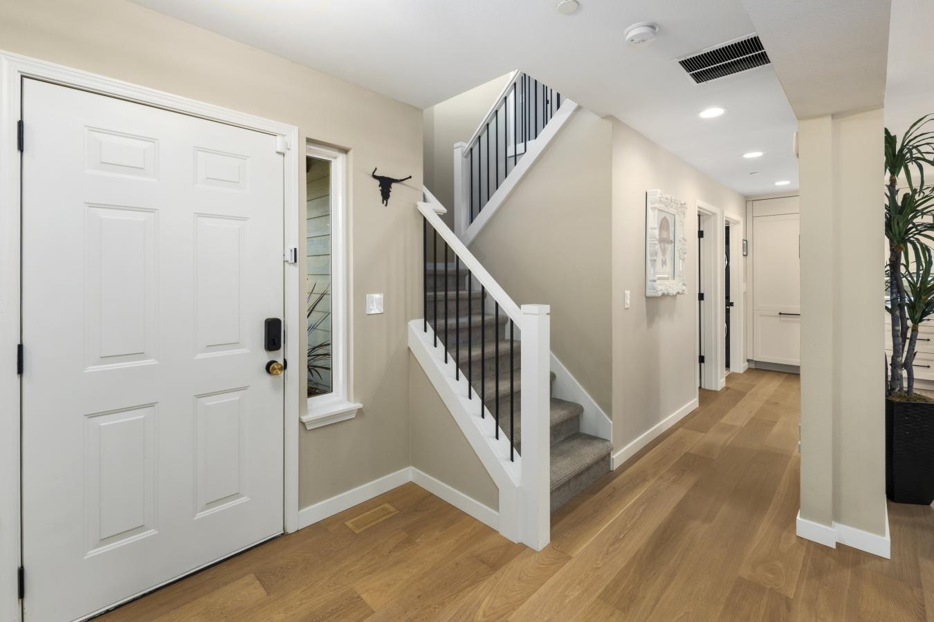 Kirkland, King County, 98034, United States, 4 Bedrooms Bedrooms, ,2 BathroomsBathrooms,Residential,For Sale,1953543