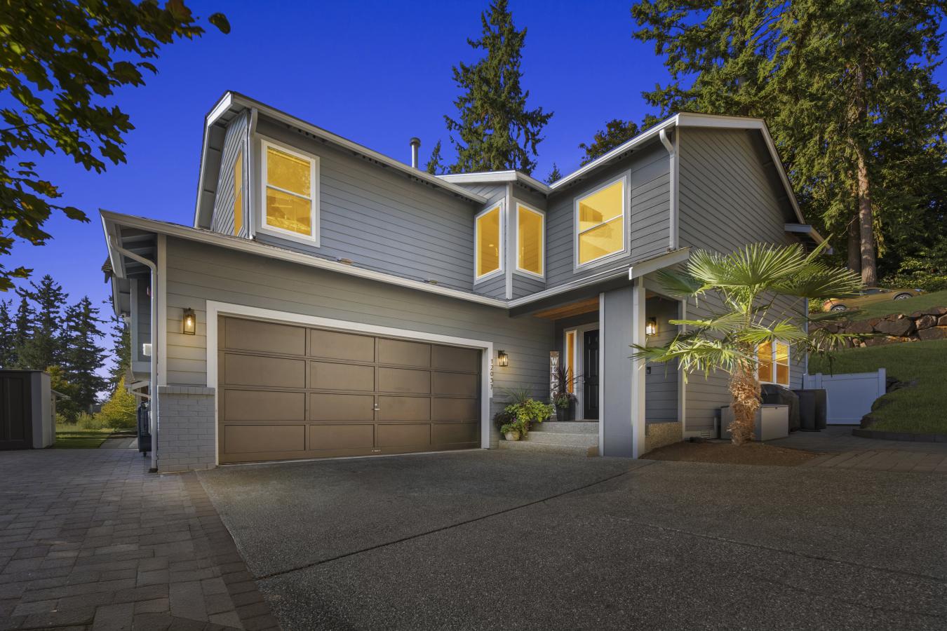 Kirkland, King County, 98034, United States, 4 Bedrooms Bedrooms, ,2 BathroomsBathrooms,Residential,For Sale,1953543