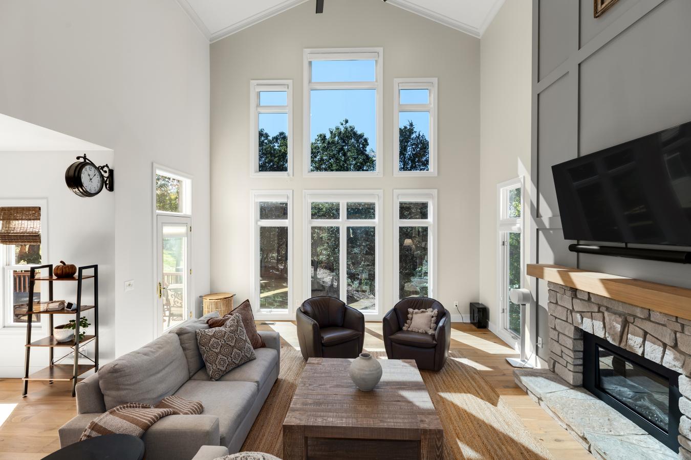 Wildwood, St. Louis, 63038, United States, 5 Bedrooms Bedrooms, ,3 BathroomsBathrooms,Residential,For Sale,1953541