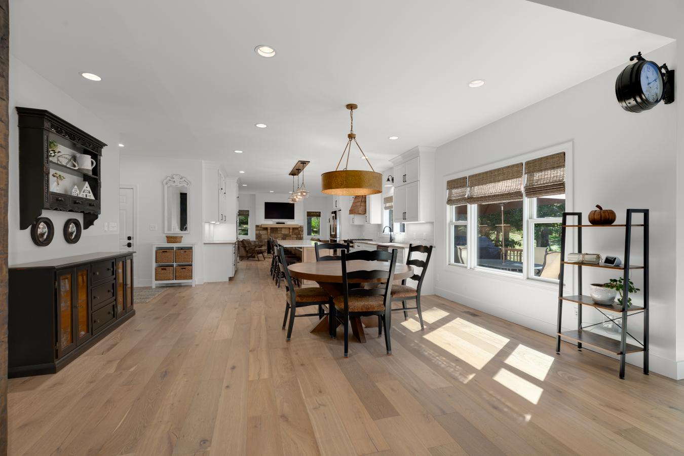 Wildwood, St. Louis, 63038, United States, 5 Bedrooms Bedrooms, ,3 BathroomsBathrooms,Residential,For Sale,1953541