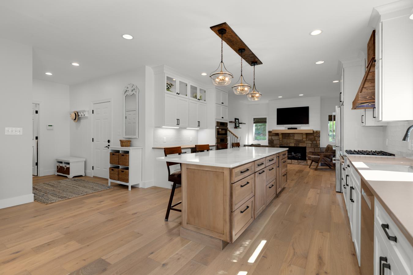 Wildwood, St. Louis, 63038, United States, 5 Bedrooms Bedrooms, ,3 BathroomsBathrooms,Residential,For Sale,1953541