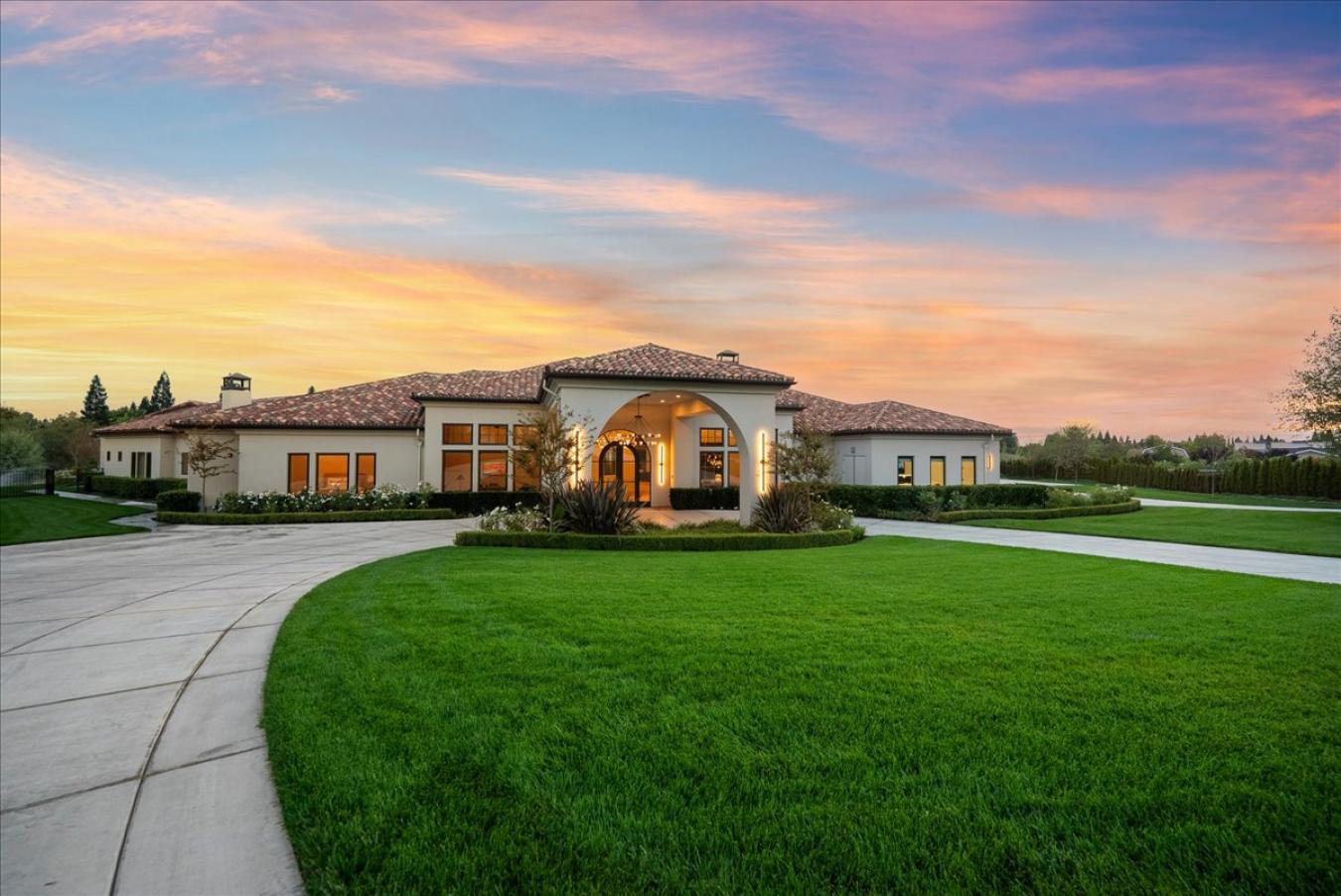 Granite Bay, Placer, 95746, United States, 6 Bedrooms Bedrooms, ,7 BathroomsBathrooms,Residential,For Sale,1953922