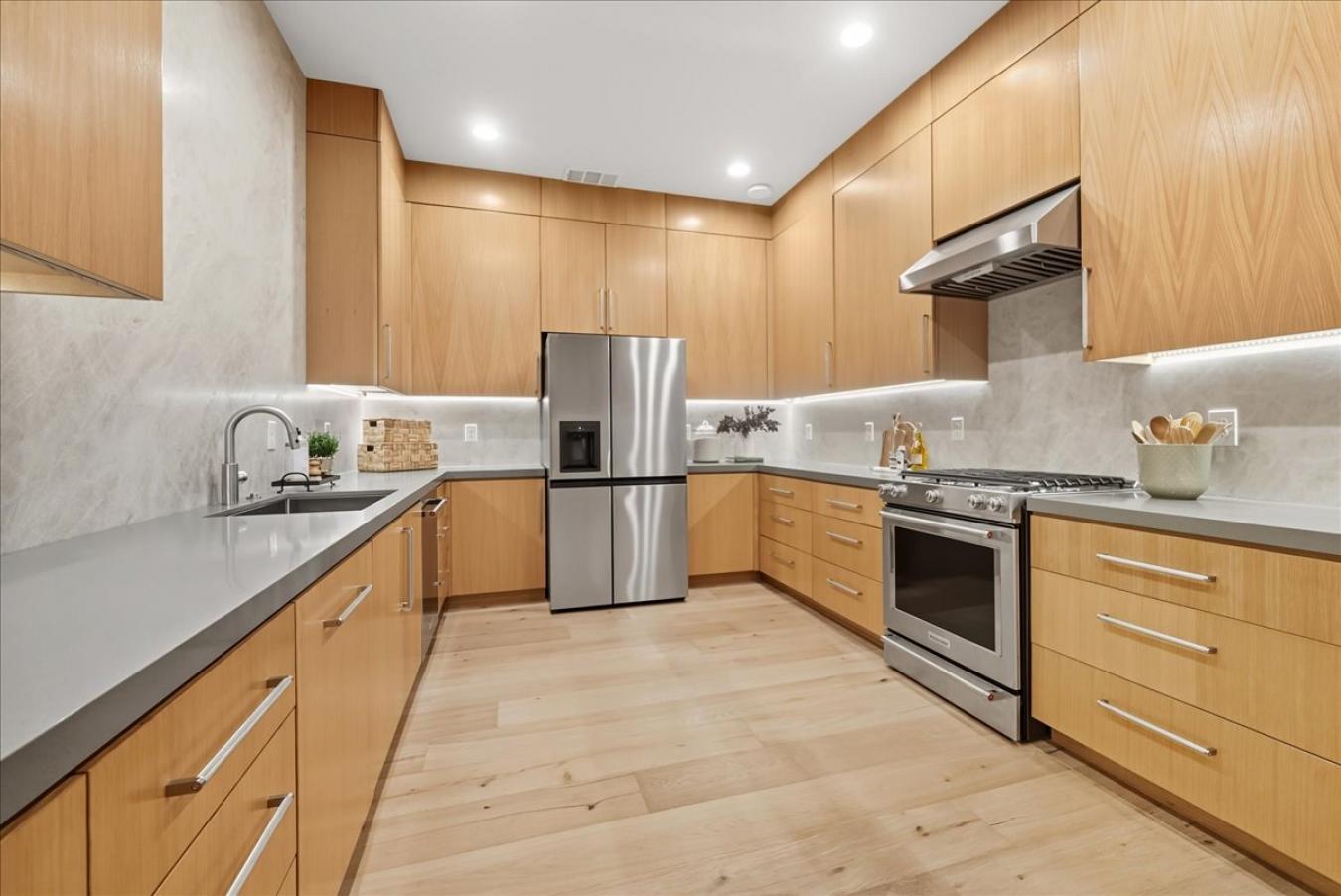 Granite Bay, Placer, 95746, United States, 6 Bedrooms Bedrooms, ,7 BathroomsBathrooms,Residential,For Sale,1953922