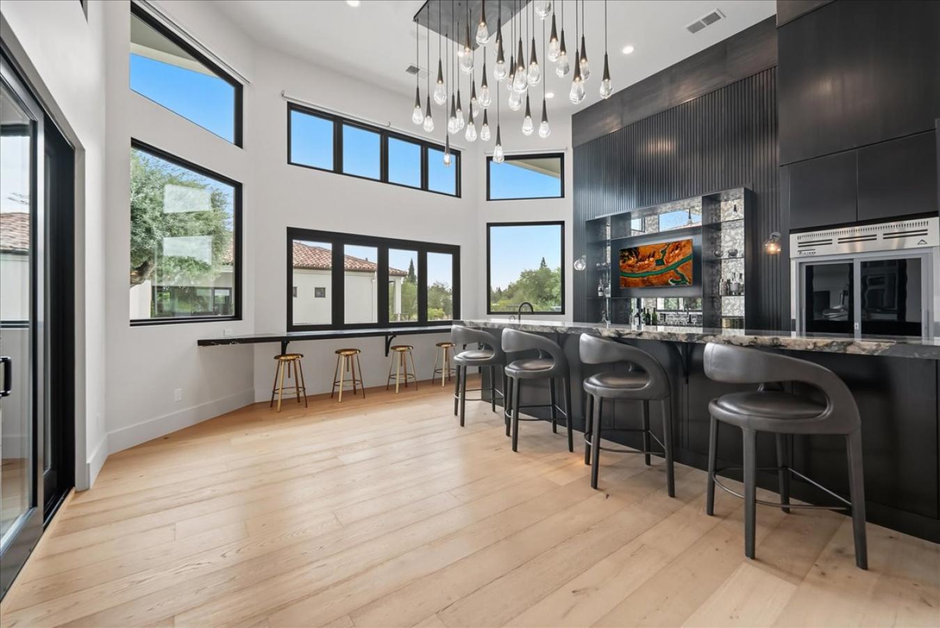 Granite Bay, Placer, 95746, United States, 6 Bedrooms Bedrooms, ,7 BathroomsBathrooms,Residential,For Sale,1953922