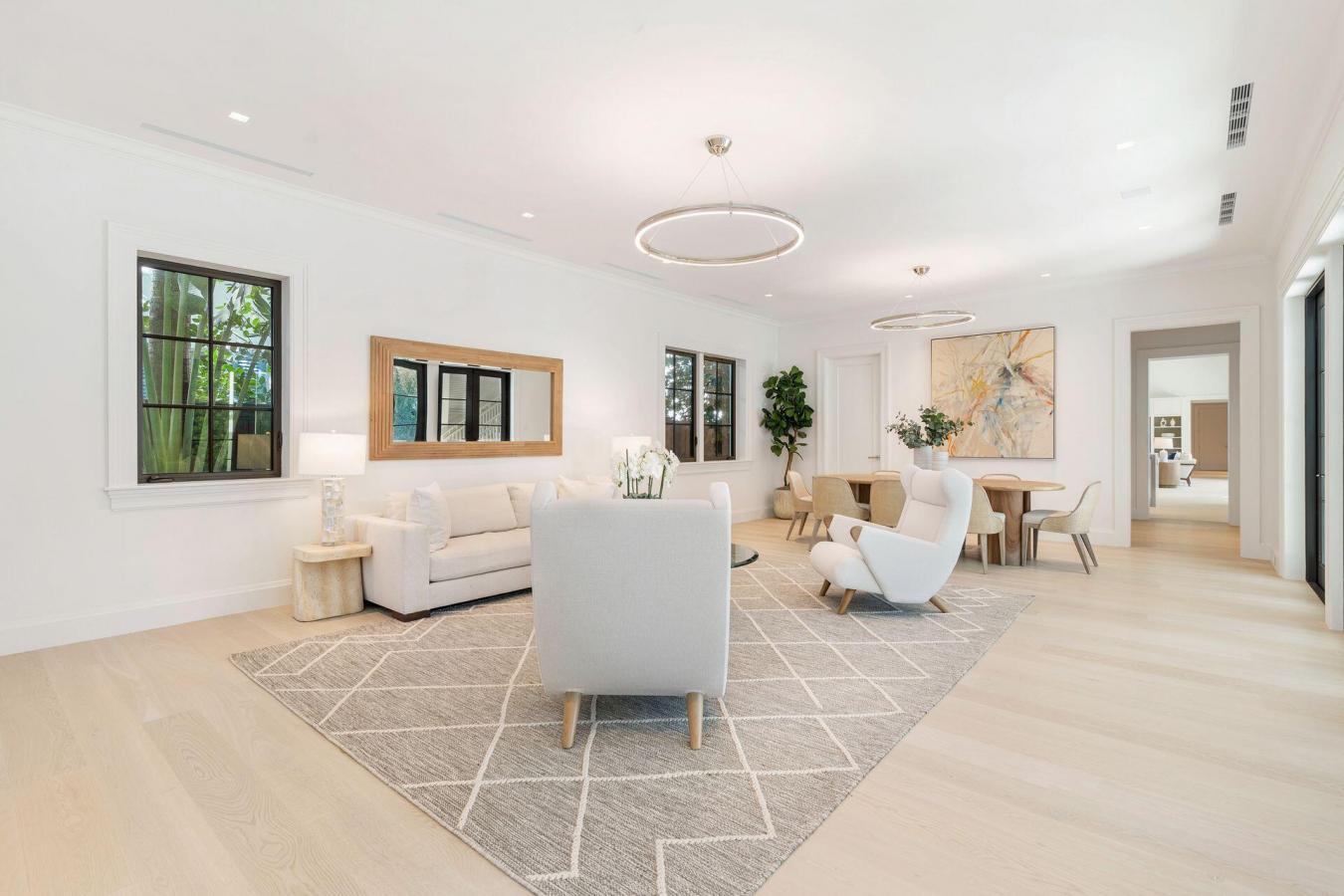 West Palm Beach, Florida, 33405, United States, 6 Bedrooms Bedrooms, ,7 BathroomsBathrooms,Residential,For Sale,1953538