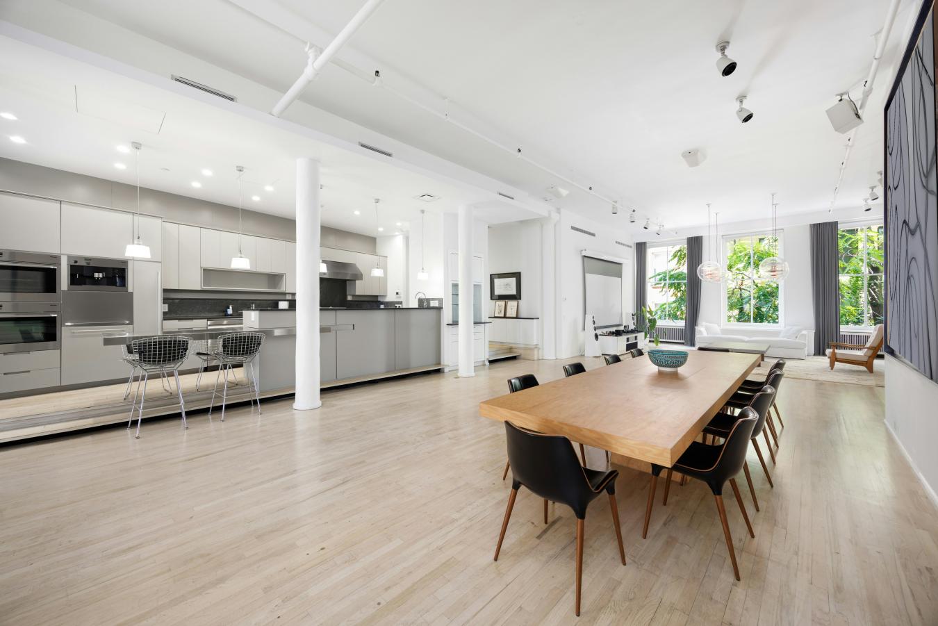 Soho, New York, 10012, United States, 2 Bedrooms Bedrooms, ,2 BathroomsBathrooms,Residential,For Sale,1953537