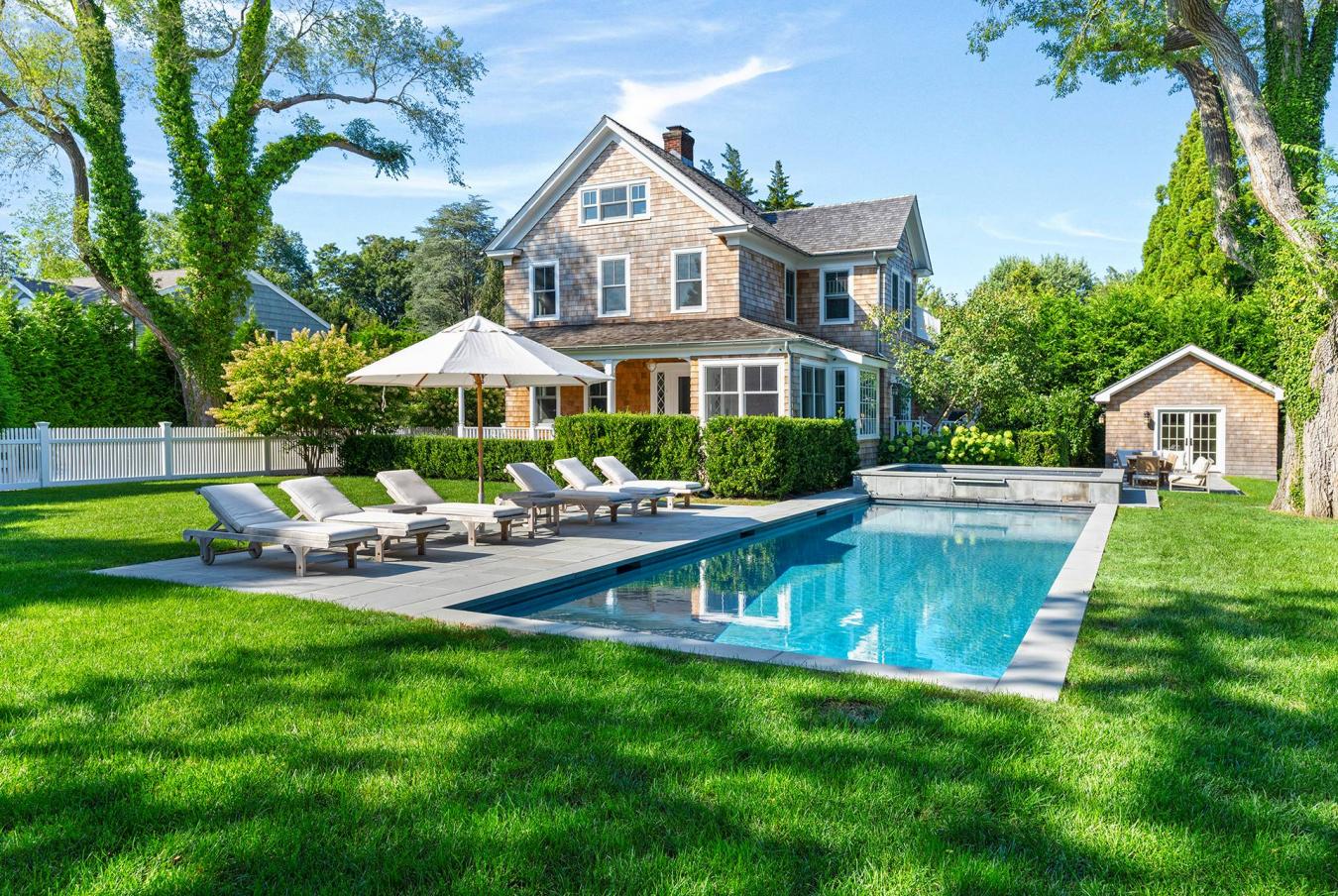 Village of East Hampton, New York, 11937, United States, 5 Bedrooms Bedrooms, ,4 BathroomsBathrooms,Residential,For Sale,1953536
