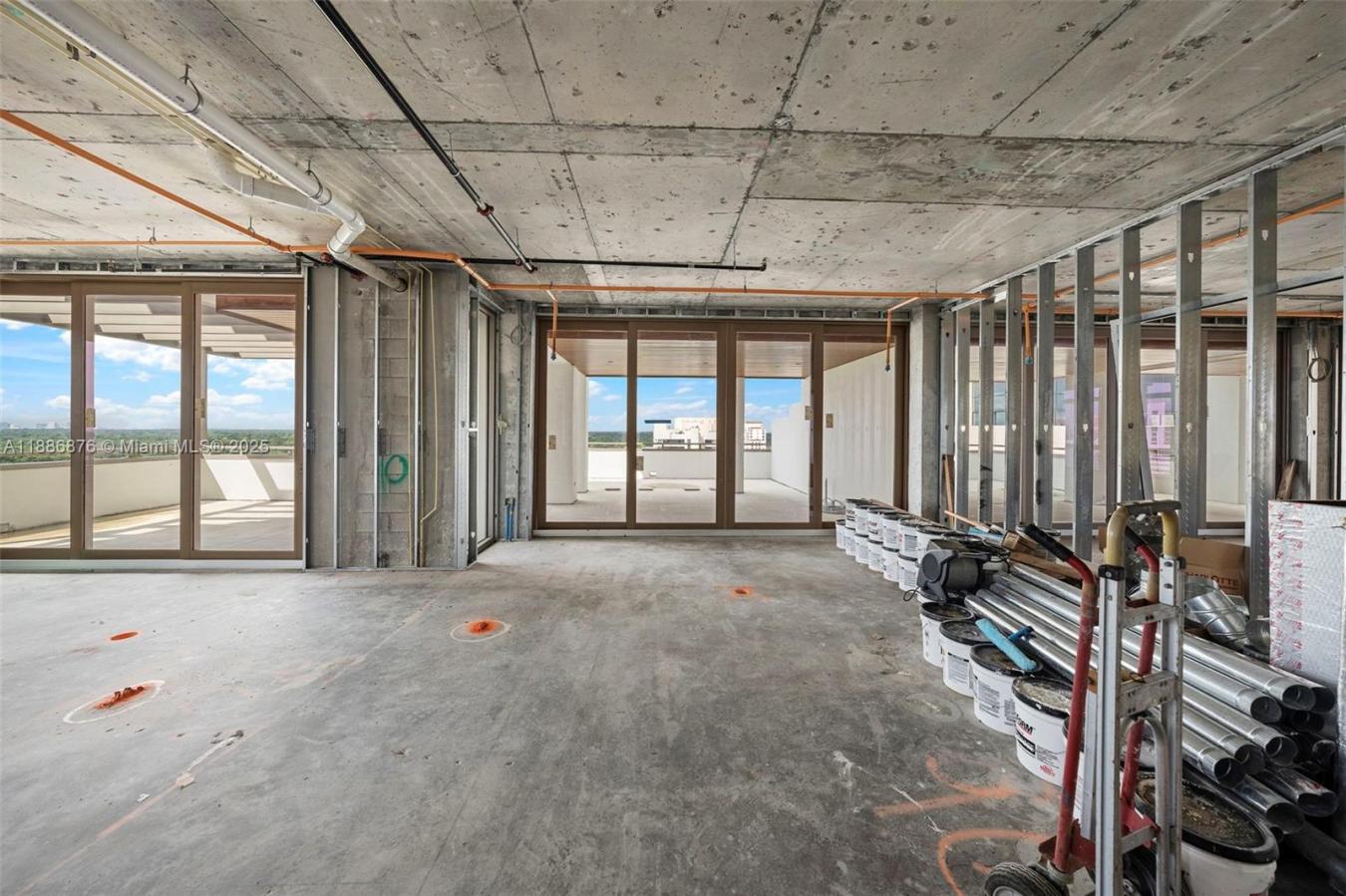 Coral Gables, Florida, 33134, United States, 4 Bedrooms Bedrooms, ,4 BathroomsBathrooms,Residential,For Sale,1964662