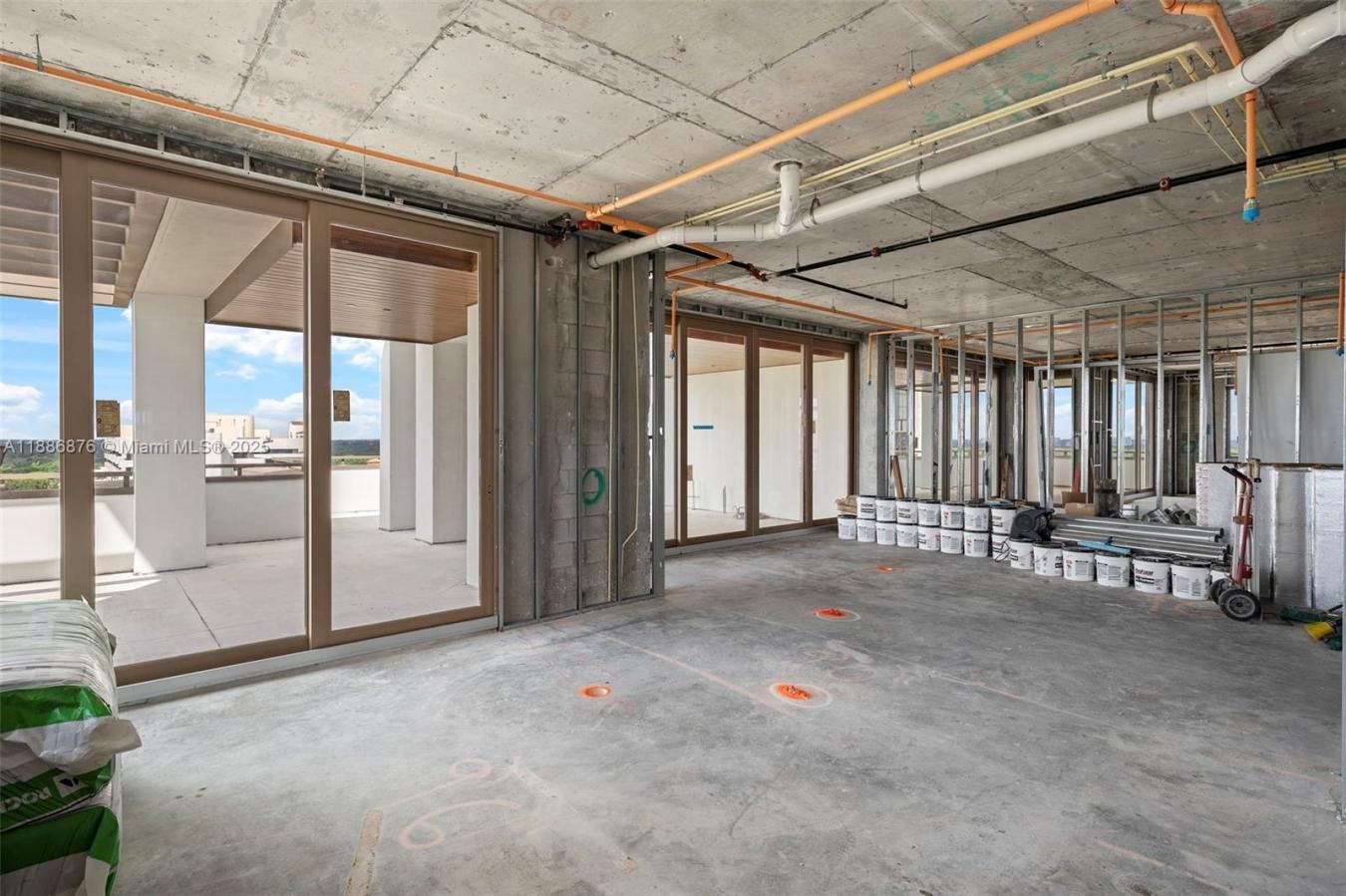 Coral Gables, Florida, 33134, United States, 4 Bedrooms Bedrooms, ,4 BathroomsBathrooms,Residential,For Sale,1964662