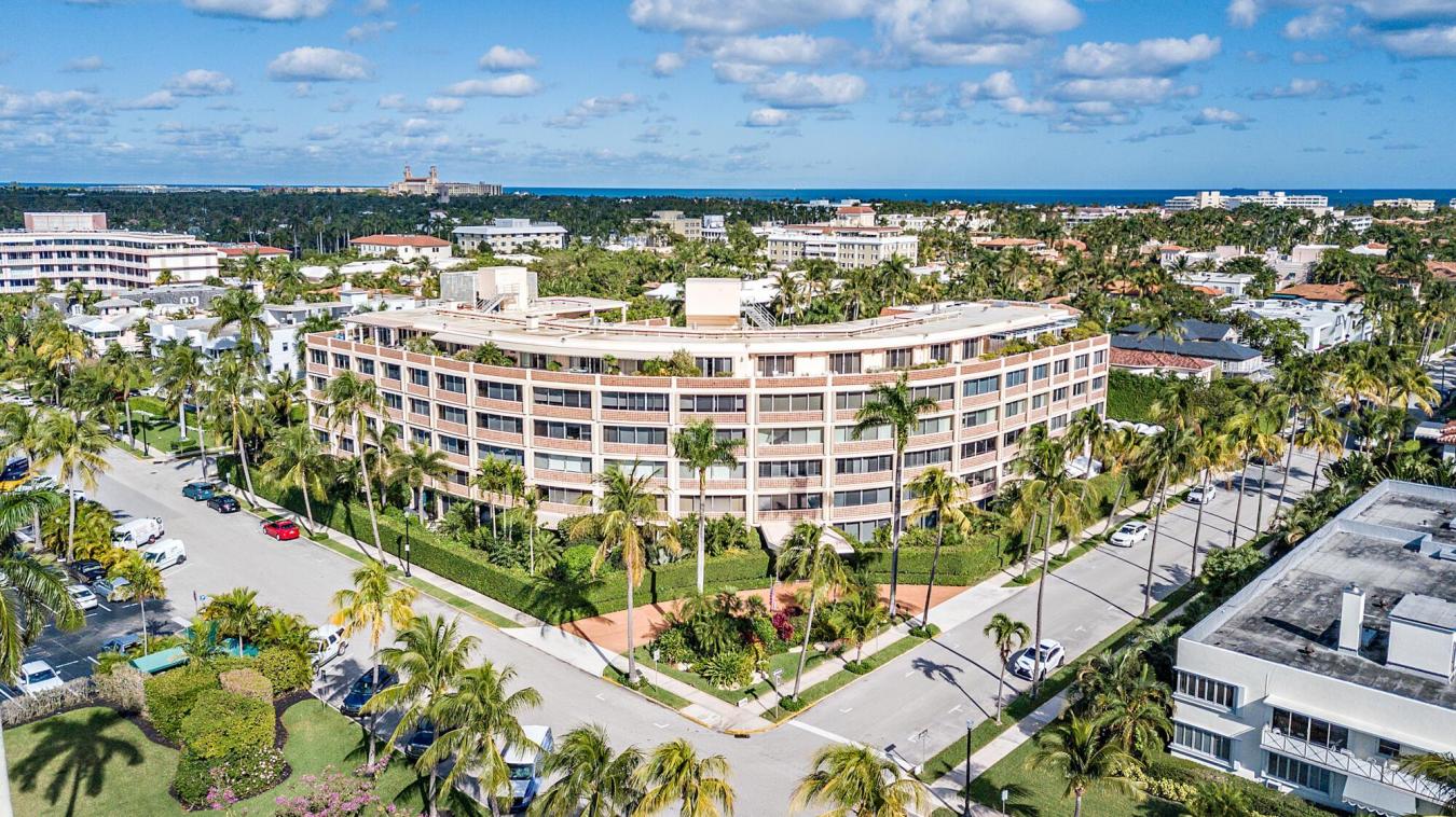 Palm Beach, Florida, 33480, United States, 1 Bedroom Bedrooms, ,1 BathroomBathrooms,Residential,For Sale,1953532