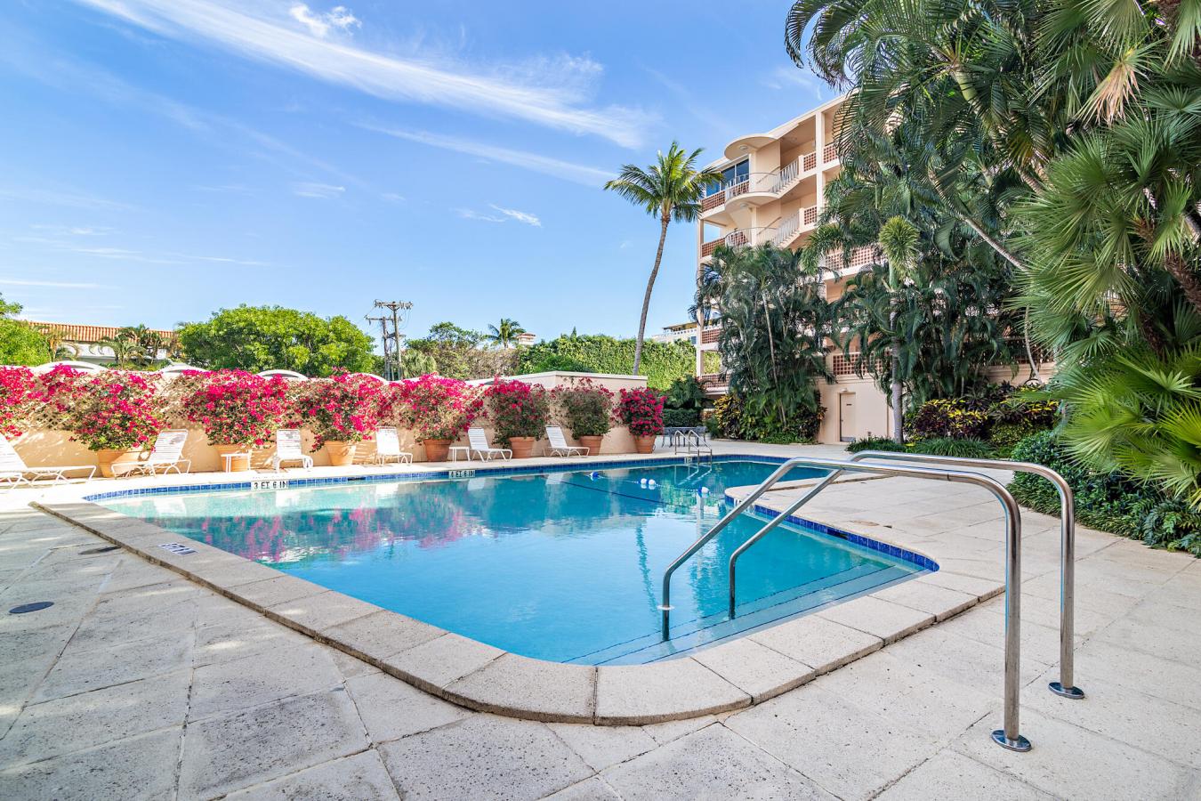 Palm Beach, Florida, 33480, United States, 1 Bedroom Bedrooms, ,1 BathroomBathrooms,Residential,For Sale,1953532