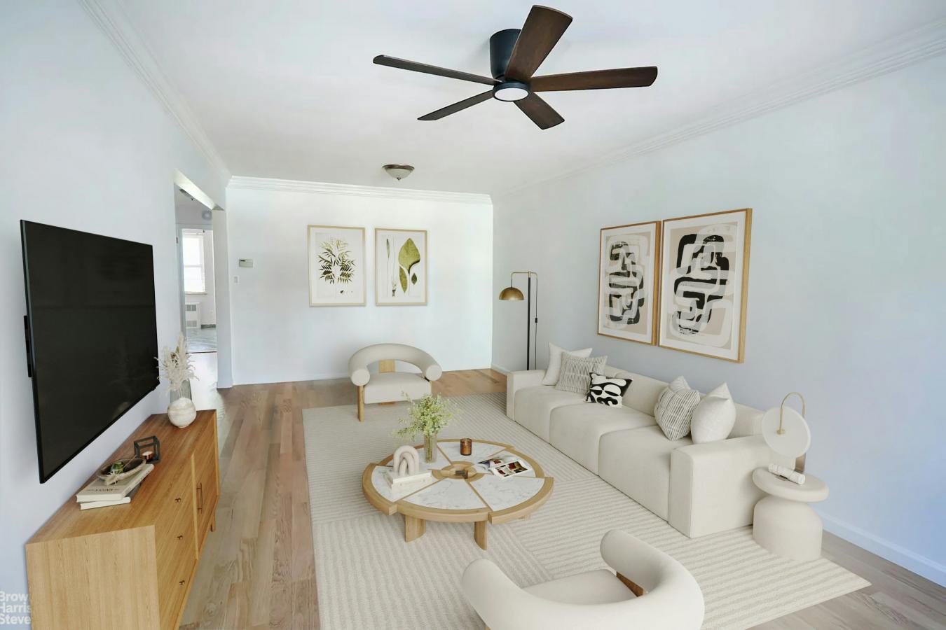 Ditmars Steinway, New York, 11102, United States, 5 Bedrooms Bedrooms, ,3 BathroomsBathrooms,Residential,For Sale,1953531