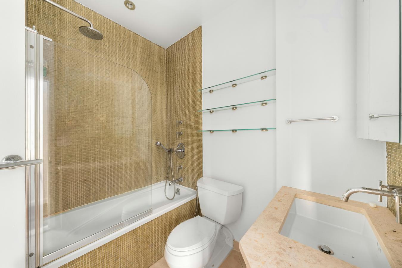 East Village, New York, 10003, United States, 2 Bedrooms Bedrooms, ,1 BathroomBathrooms,Residential,For Sale,1953528