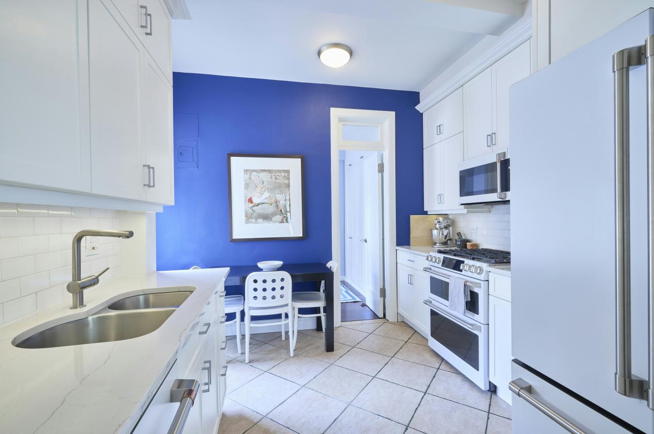 New York, New York, 10028, United States, 2 Bedrooms Bedrooms, ,1 BathroomBathrooms,Residential,For Sale,1953526