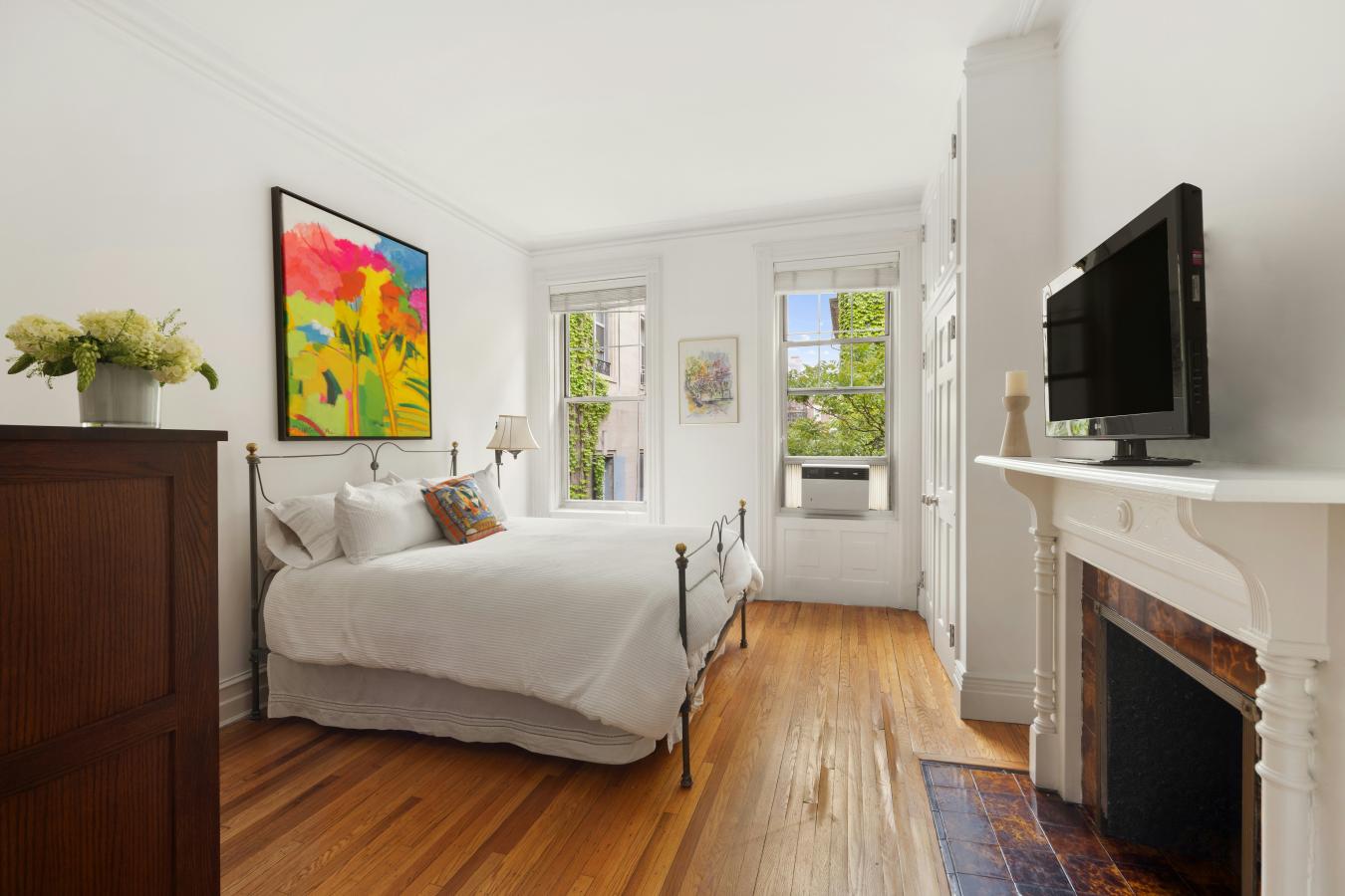 New York, New York, 10128, United States, 2 Bedrooms Bedrooms, ,2 BathroomsBathrooms,Residential,For Sale,1953525