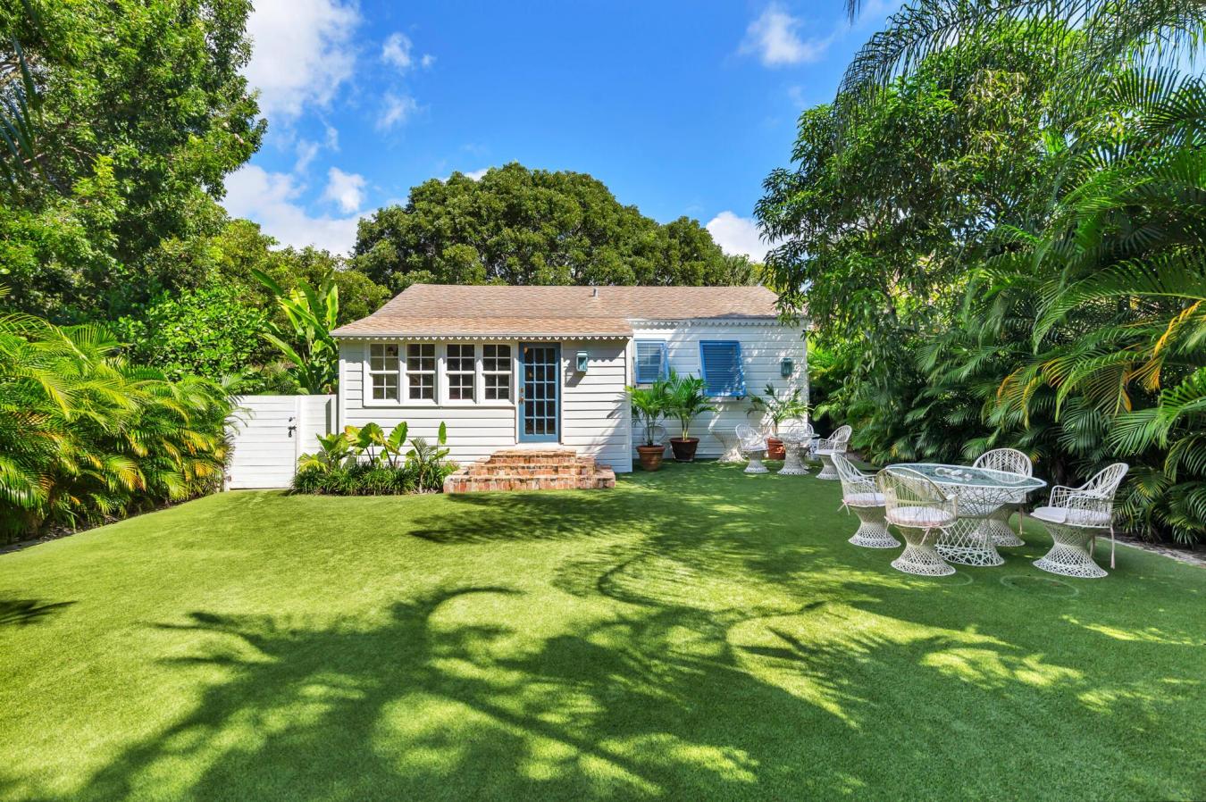 West Palm Beach, Florida, 33401, United States, 2 Bedrooms Bedrooms, ,1 BathroomBathrooms,Residential,For Sale,1953523