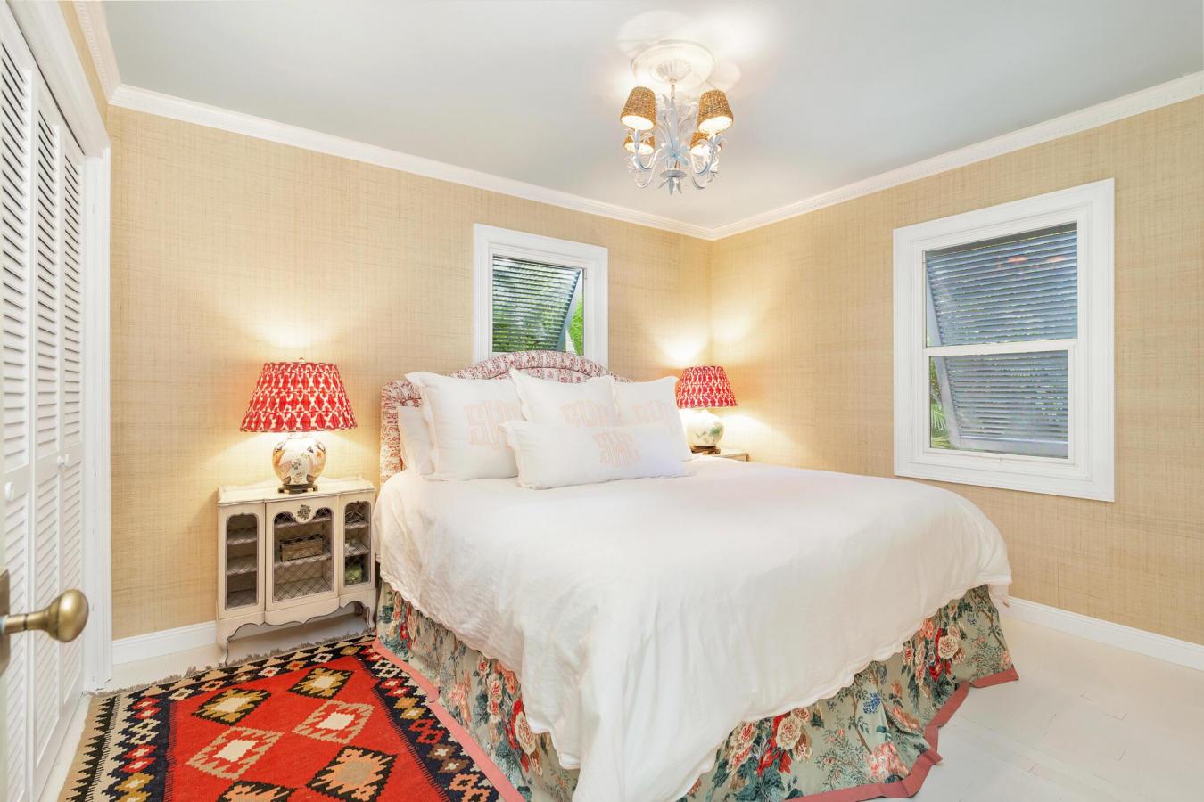 West Palm Beach, Florida, 33401, United States, 2 Bedrooms Bedrooms, ,1 BathroomBathrooms,Residential,For Sale,1953523