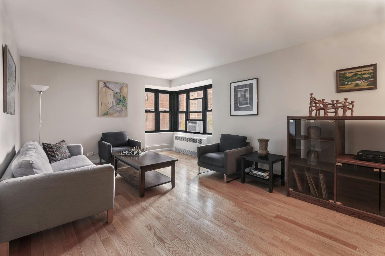 Lower East Side, New York, 10002, United States, 2 Bedrooms Bedrooms, ,1 BathroomBathrooms,Residential,For Sale,1953521