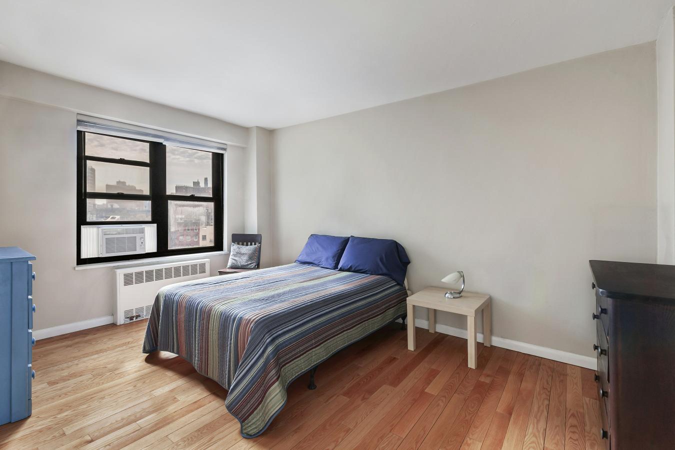 Lower East Side, New York, 10002, United States, 2 Bedrooms Bedrooms, ,1 BathroomBathrooms,Residential,For Sale,1953521