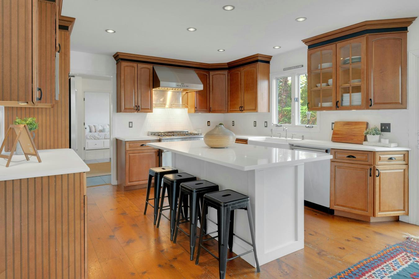 Lincoln Park, New Jersey, 07035, United States, 5 Bedrooms Bedrooms, ,3 BathroomsBathrooms,Residential,For Sale,1953520