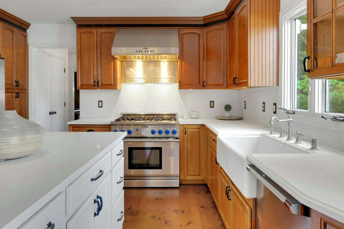 Lincoln Park, New Jersey, 07035, United States, 5 Bedrooms Bedrooms, ,3 BathroomsBathrooms,Residential,For Sale,1953520