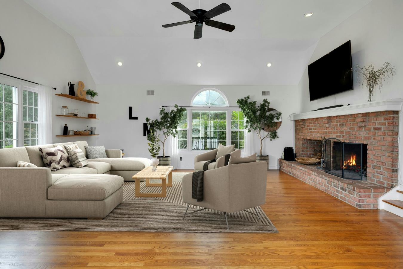 Lincoln Park, New Jersey, 07035, United States, 5 Bedrooms Bedrooms, ,3 BathroomsBathrooms,Residential,For Sale,1953520