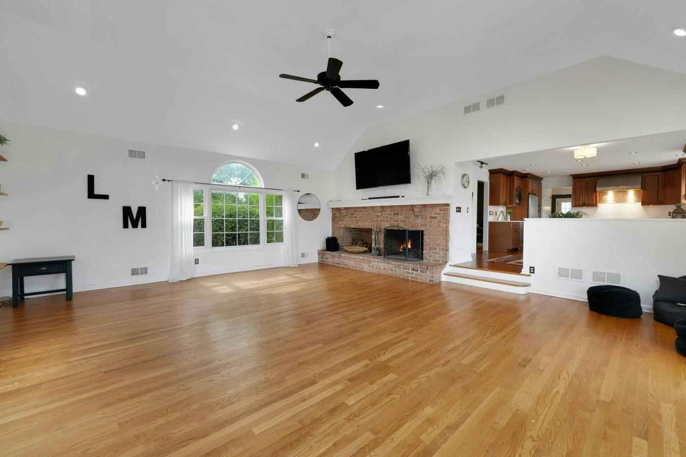 Lincoln Park, New Jersey, 07035, United States, 5 Bedrooms Bedrooms, ,3 BathroomsBathrooms,Residential,For Sale,1953520