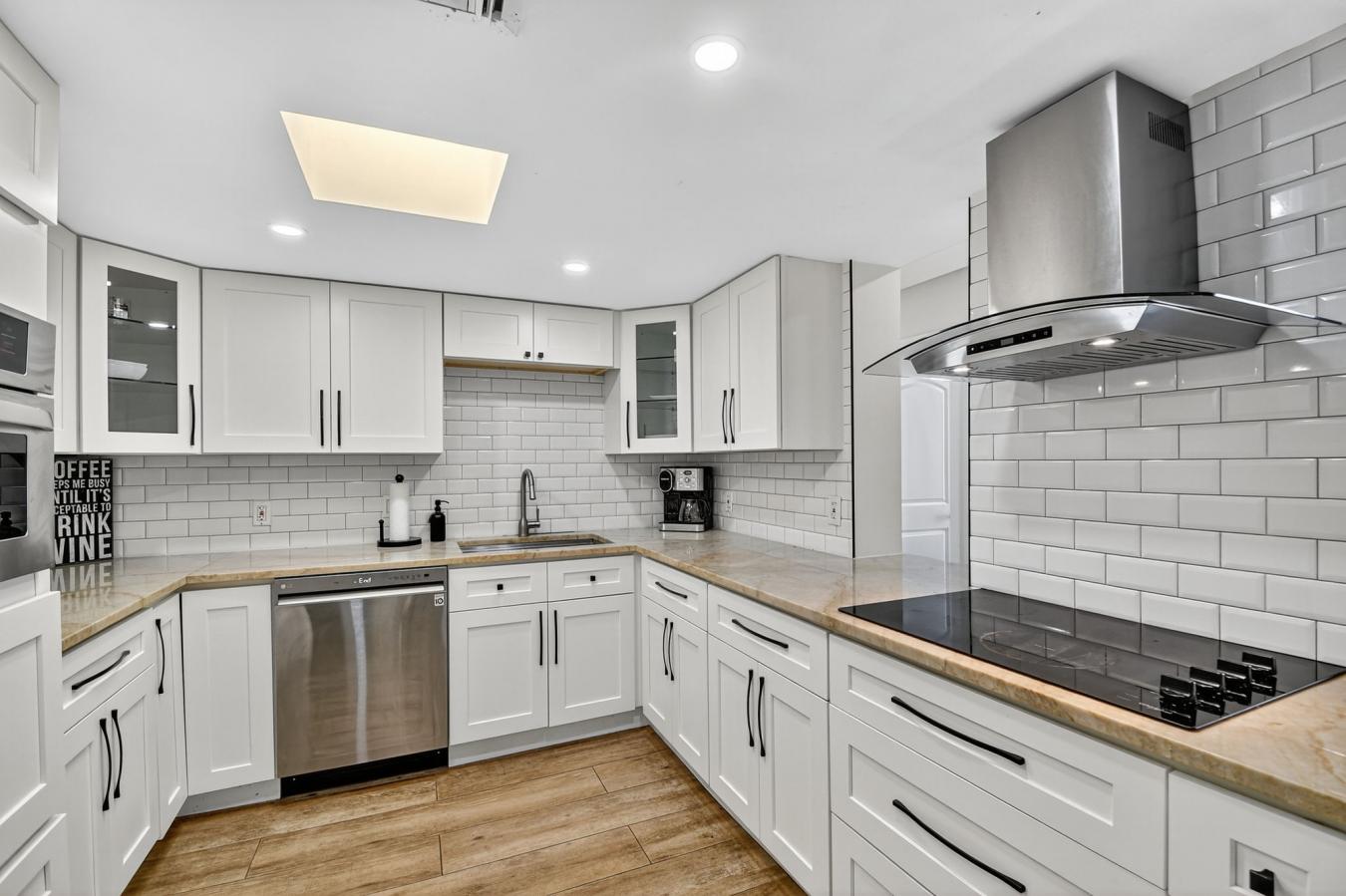SOUTH PALM BEACH, PALM BAECH, 33480, United States, 3 Bedrooms Bedrooms, ,-2 BathroomBathrooms,Residential,For Sale,1953519