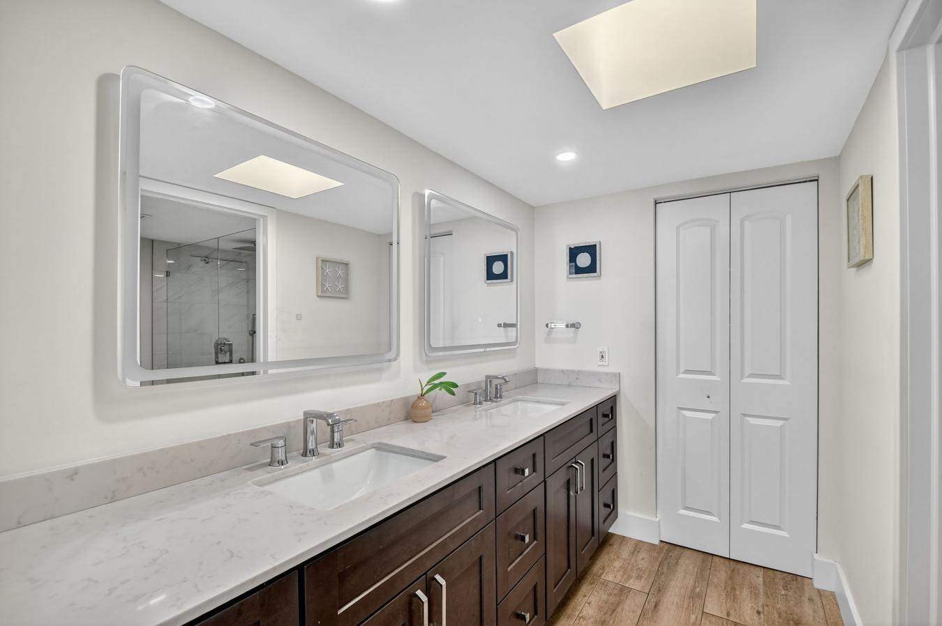 SOUTH PALM BEACH, PALM BAECH, 33480, United States, 3 Bedrooms Bedrooms, ,-2 BathroomBathrooms,Residential,For Sale,1953519