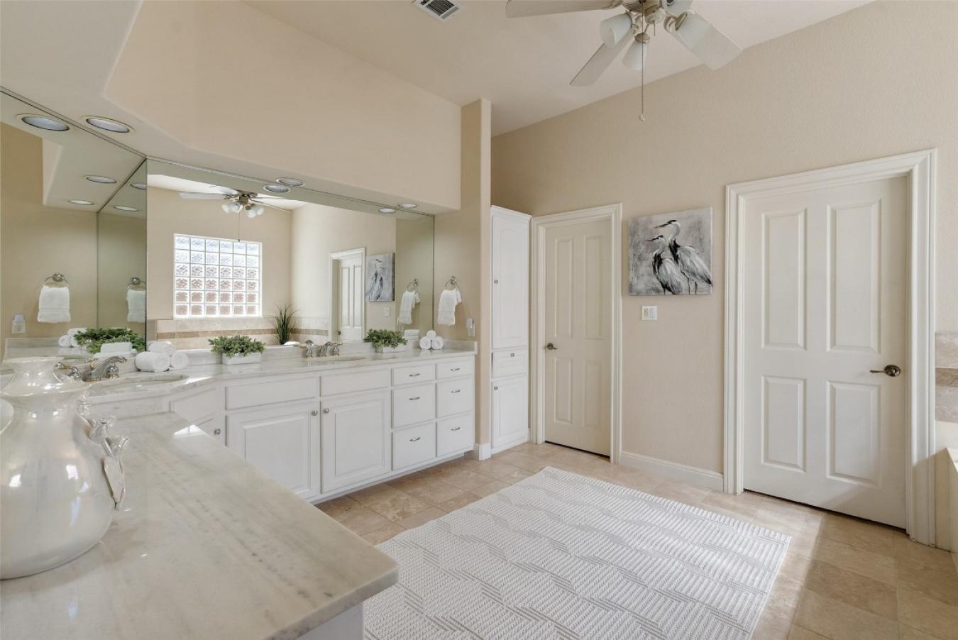 Point Venture, Travis, 78645, United States, 4 Bedrooms Bedrooms, ,3 BathroomsBathrooms,Residential,For Sale,1953518