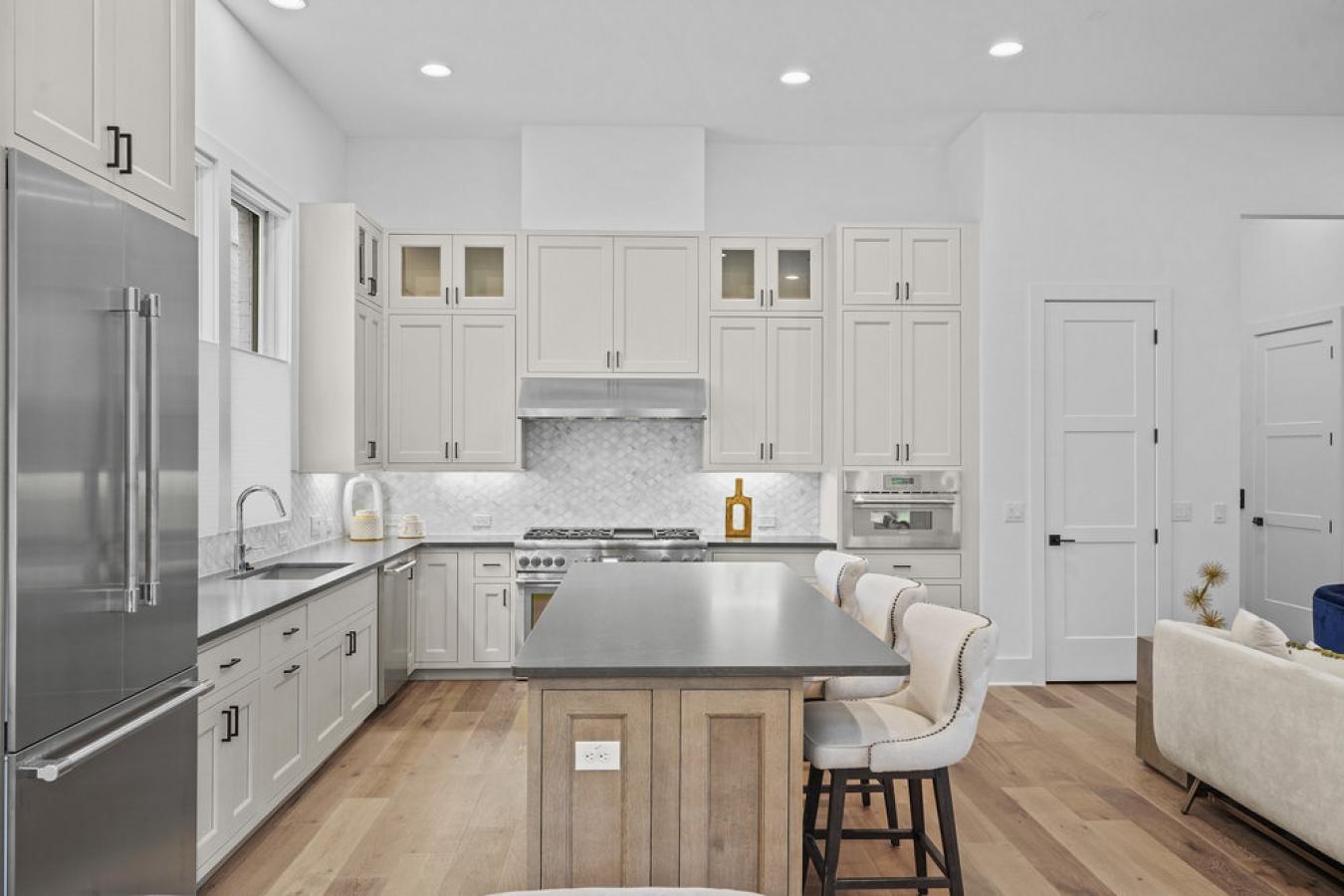 Austin, Travis, 78746, United States, 3 Bedrooms Bedrooms, ,3 BathroomsBathrooms,Residential,For Sale,1953517