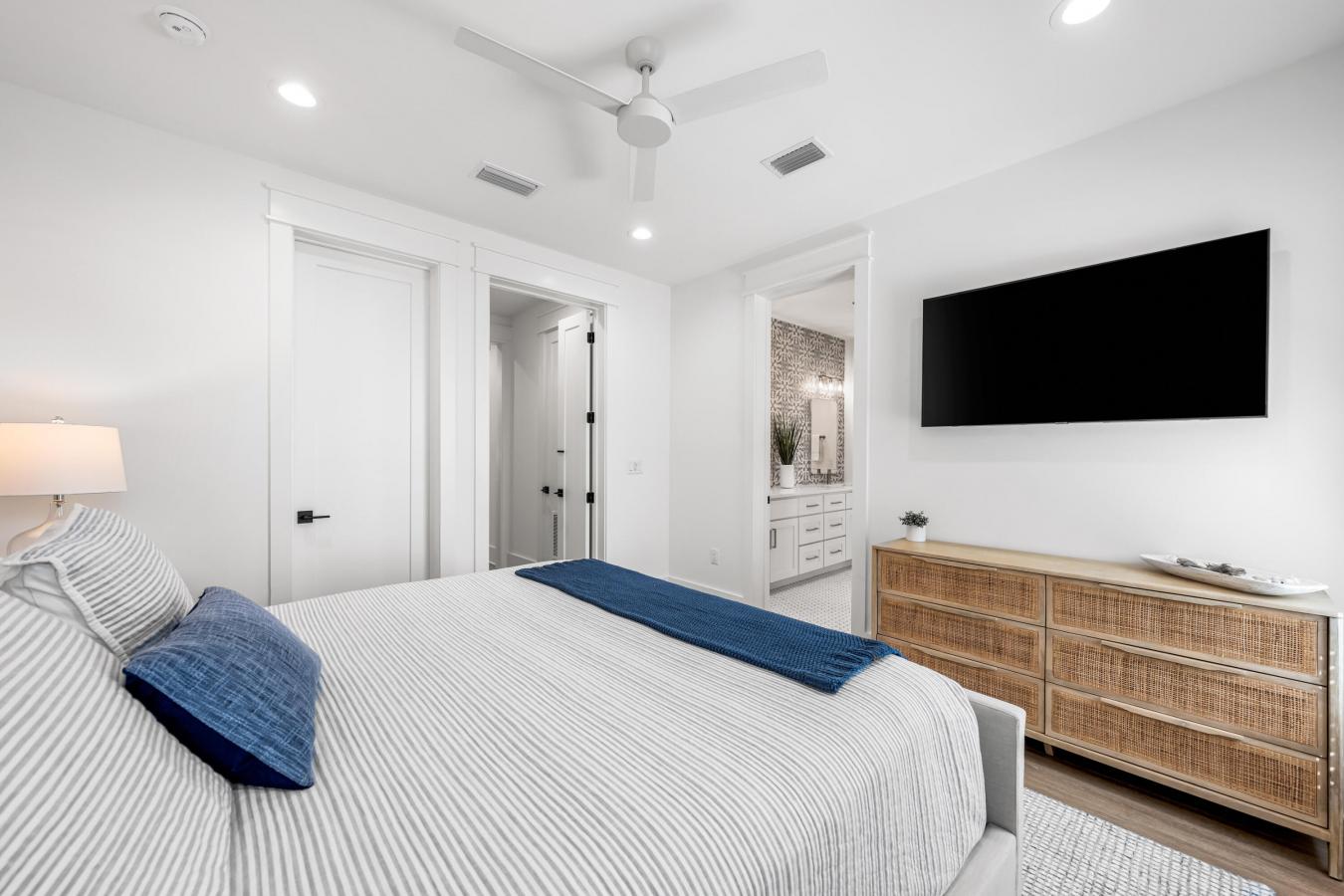 Santa Rosa Beach, Florida, 32459, United States, 5 Bedrooms Bedrooms, ,5 BathroomsBathrooms,Residential,For Sale,1953516