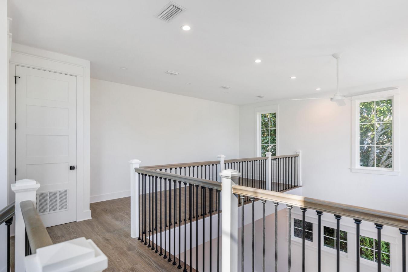 Santa Rosa Beach, Florida, 32459, United States, 3 Bedrooms Bedrooms, ,5 BathroomsBathrooms,Residential,For Sale,1953515