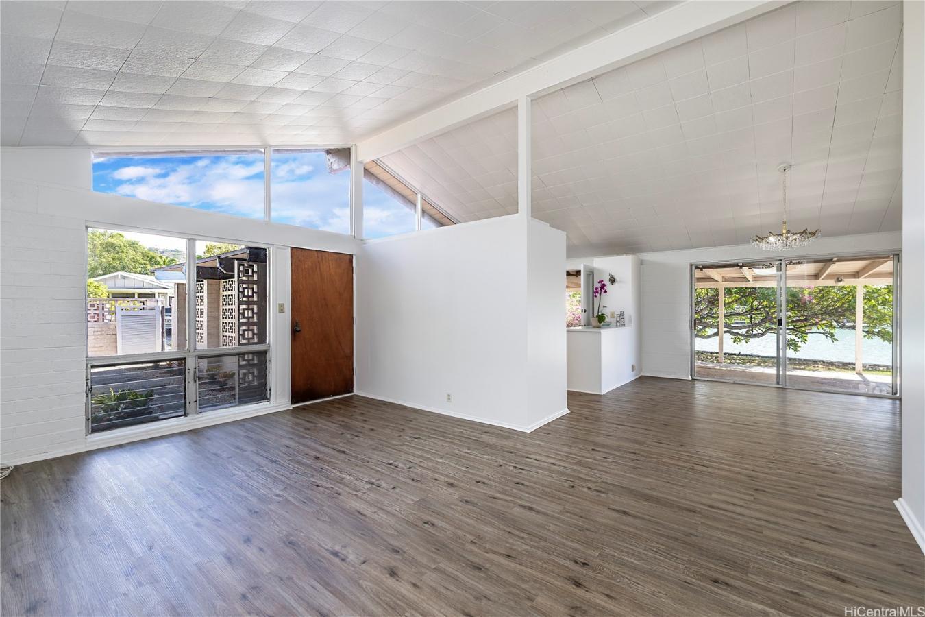 Honolulu, Oahu, 96825, United States, 3 Bedrooms Bedrooms, ,2 BathroomsBathrooms,Residential,For Sale,1953514