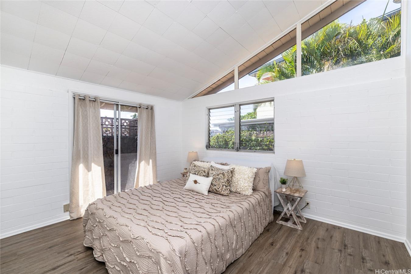 Honolulu, Oahu, 96825, United States, 3 Bedrooms Bedrooms, ,2 BathroomsBathrooms,Residential,For Sale,1953514