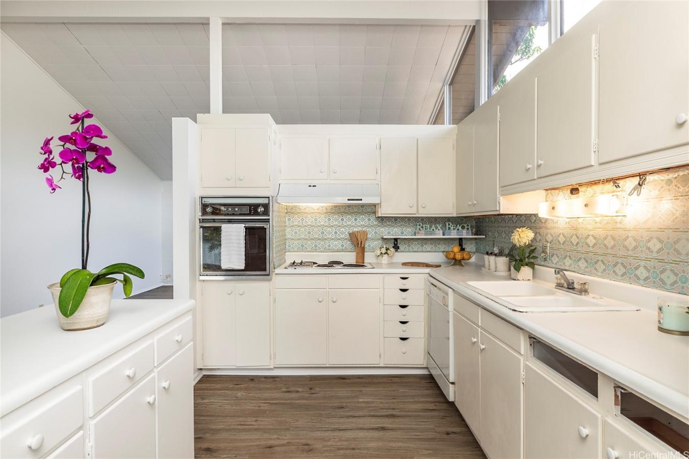 Honolulu, Oahu, 96825, United States, 3 Bedrooms Bedrooms, ,2 BathroomsBathrooms,Residential,For Sale,1953514