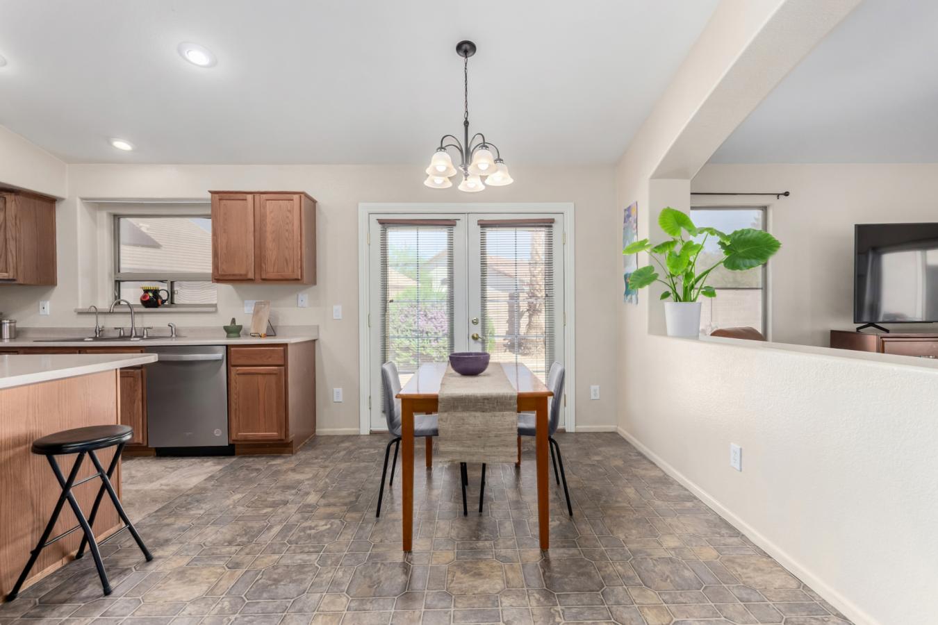 Peoria, Maricopa, 85345, United States, 4 Bedrooms Bedrooms, ,2 BathroomsBathrooms,Residential,For Sale,1953512