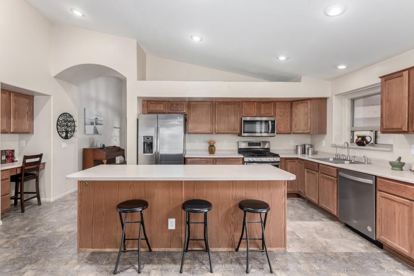Peoria, Maricopa, 85345, United States, 4 Bedrooms Bedrooms, ,2 BathroomsBathrooms,Residential,For Sale,1953512